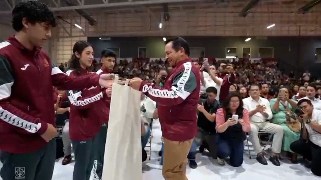 Abanderan a delegación yucateca rumbo Olimpiada Nacional Conade 2026