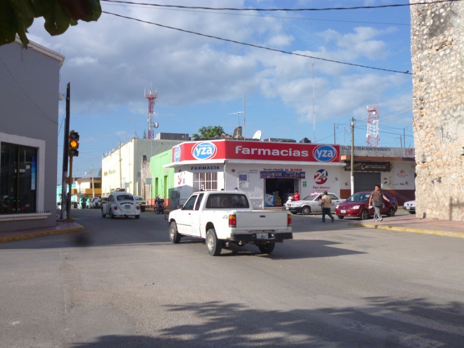 Avisan de modificaciones viales, en centro de Tizim&iacute;n