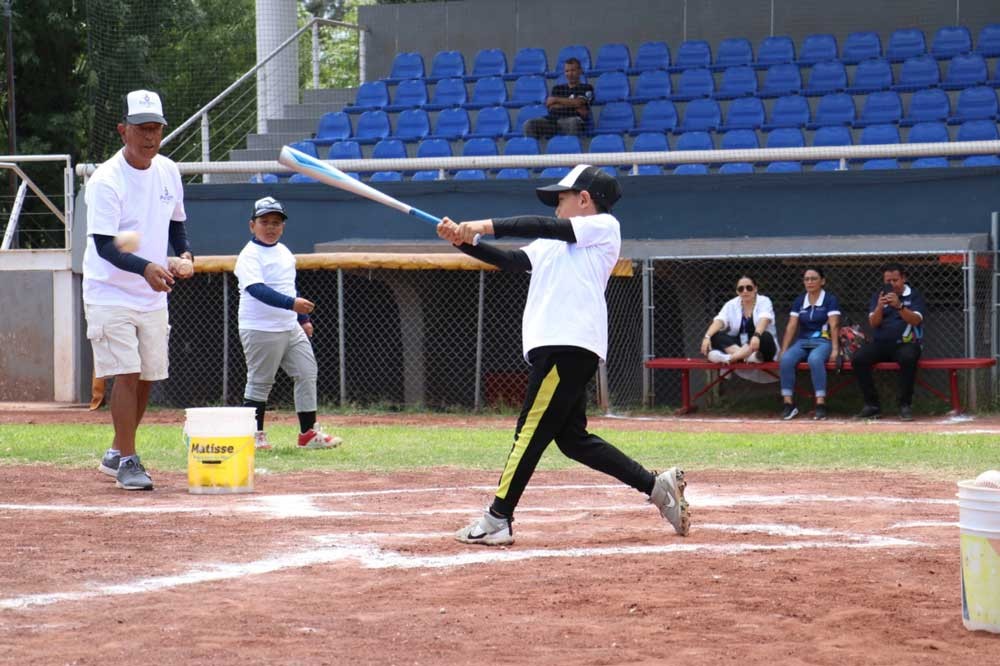 Invita IDEY a los yucatecos a sumarse a Clase Nacional de B&eacute;isbol y S&oacute;ftbol