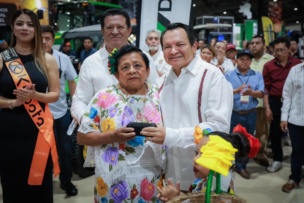 Impulsa Renacimiento Maya mayor inversi&oacute;n al campo con el relanzamiento de la Expo Campo