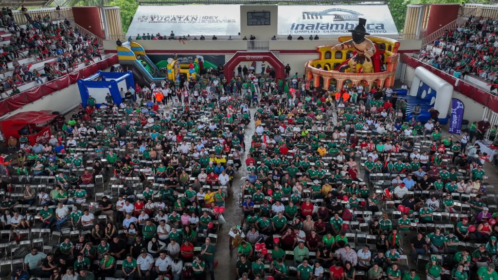 Registran saldo blanco y convivencia familiar durante el inicio de Zona Fan Yucat&aacute;n del Mundial FIFA 2026