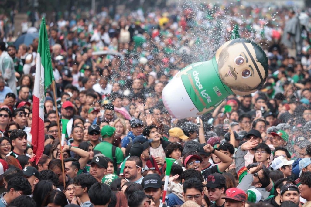 Festejan más de 730 mil mexicanos el triunfo de la selección, en CDMX