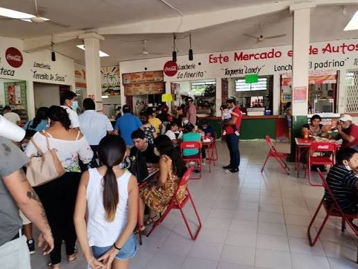 Inician adecuaciones en la Plaza de Toros para recibir temporalmente a locatarios del mercado de Tizim&iacute;n