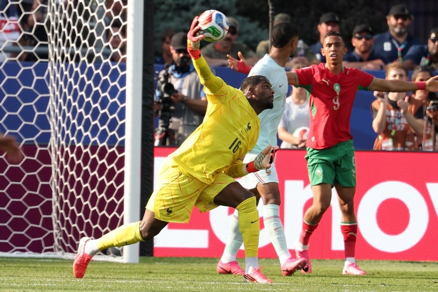 Desencanta Marruecos y pierde ante Francia 0-2