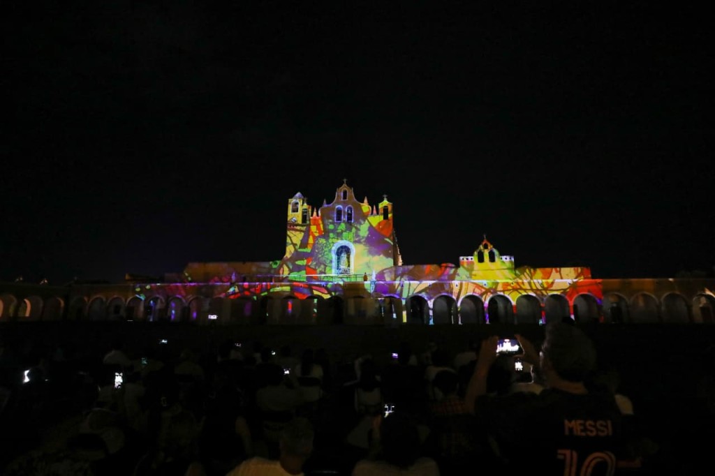 Reactivan el videomapping &ldquo;Senderos de Luz&rdquo; en Izamal