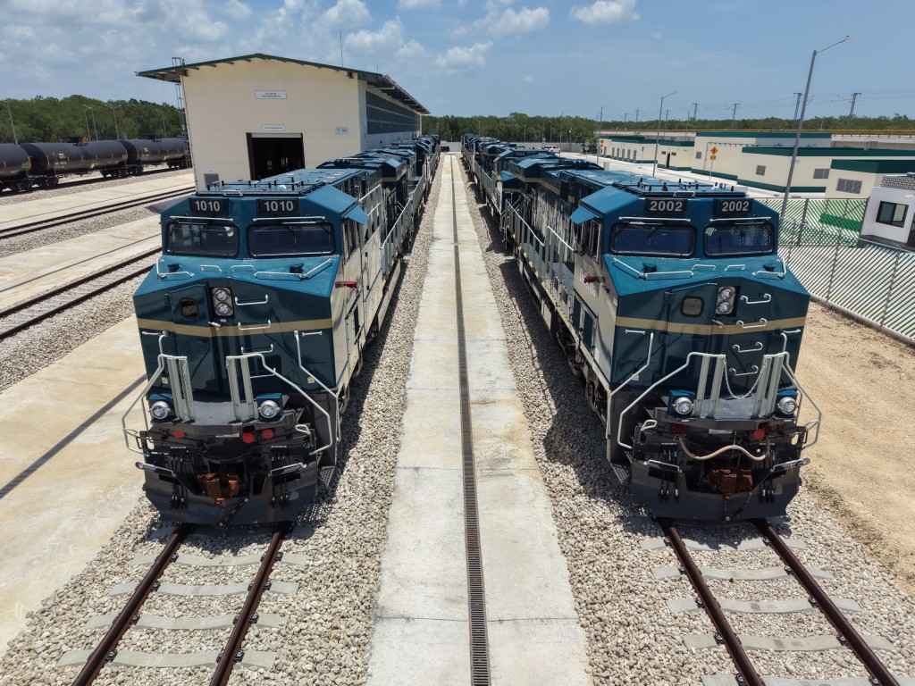 Anuncia Claudia Sheinbaum llegada de las primeras 12 locomotoras del Tren Maya de Carga