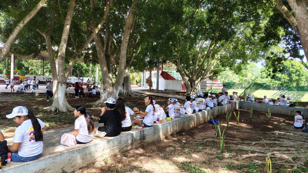 Inauguran con 280 niños el Báaxal Paal, en Tizimín