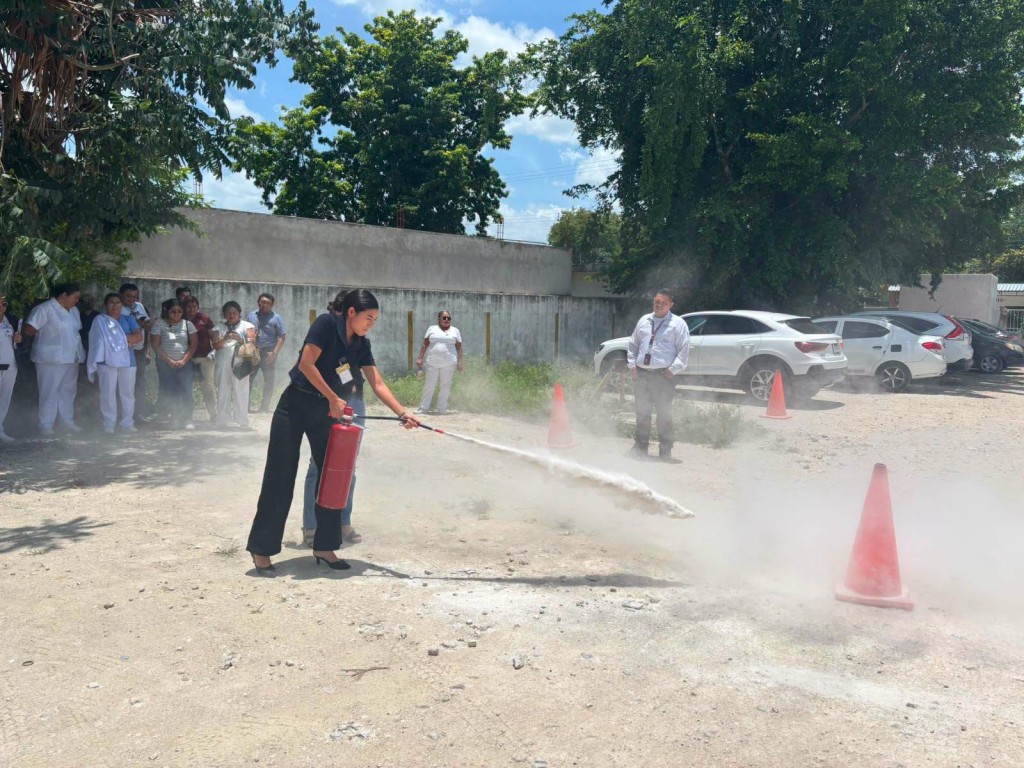 Capacitan a personal del Hospital San Carlos, ante emergencias