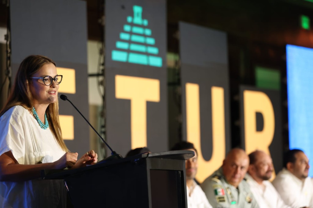 Fortalece Cecilia Patr&oacute;n alianza con el sector tur&iacute;stico para impulsar el desarrollo y el bienestar de M&eacute;rida