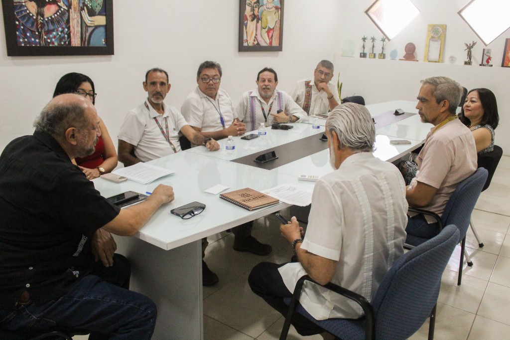 Logra acuerdos Gu&iacute;a de Turistas de Yucat&aacute;n, A.C., con el gobierno estatal