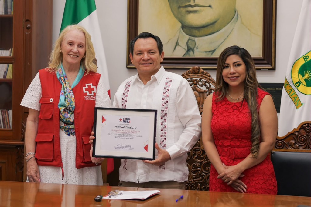 Renacimiento Maya respalda a la Cruz Roja con 1.8 millones de pesos para salvar m&aacute;s vidas en Yucat&aacute;n