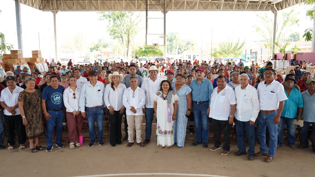 Benefician Apoyos por más de 11.2 mdp a 700 productoras y productores del campo