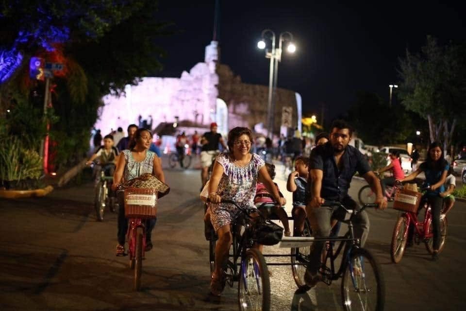 Analiza el Ayuntamiento de M&eacute;rida ampliar el recorrido de la Biciruta Nocturna