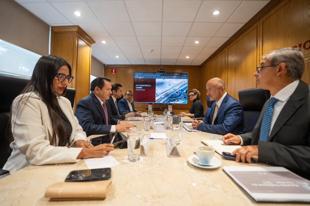 Yucatán y la SICT fortalecen la agenda de infraestructura estratégica y avanzan en las vialidades del Plan Bienestar Metropolitano