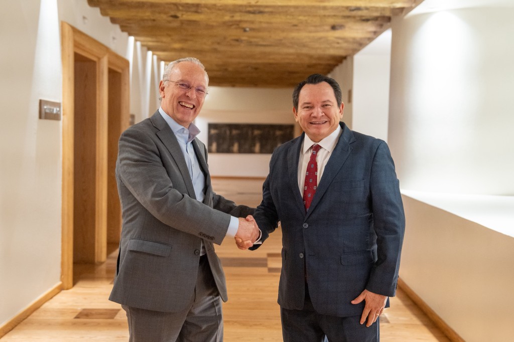 Gobernador Joaqu&iacute;n D&iacute;az Mena presenta al CCE proyectos estrat&eacute;gicos del Renacimiento Maya para atraer inversi&oacute;n a Yucat&aacute;n