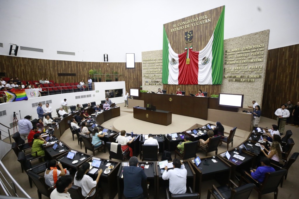 Congreso de Yucat&aacute;n aprueba minuta federal en materia de nacionalidad para titulares de los poderes ejecutivos y reformas locales a favor de los derechos humanos y no discriminaci&oacute;n