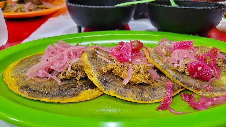 Presentan la Séptima Feria del Panucho y el Primer Festival del Relleno Negro, en Mérida