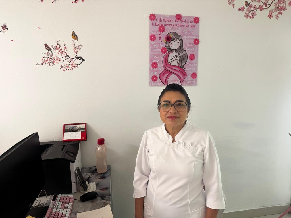 Insta IMSS Yucat&aacute;n a realizar la autoexploraci&oacute;n mamaria desde los 20 a&ntilde;os