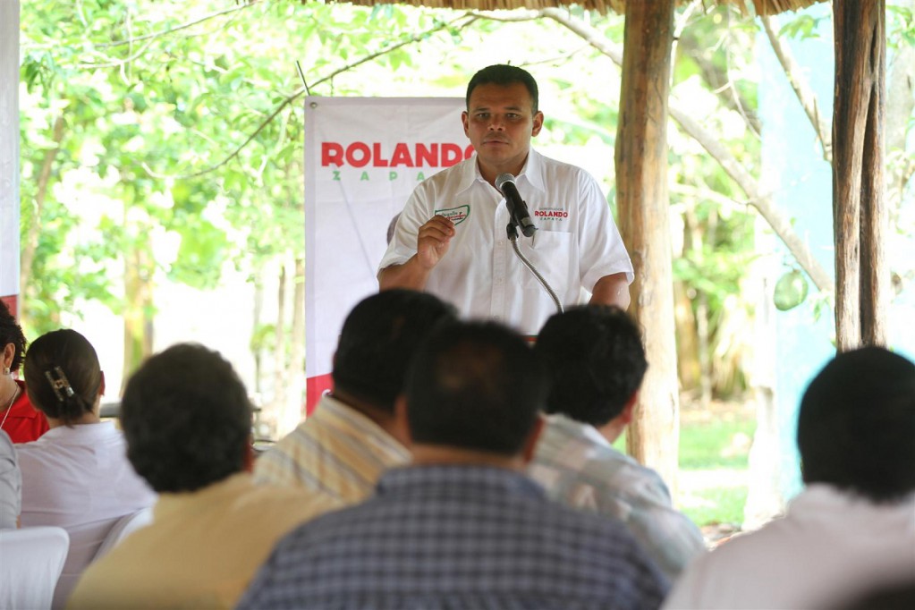 Rolando Zapata se compromete a impulsar el turismo en todo el estado.
