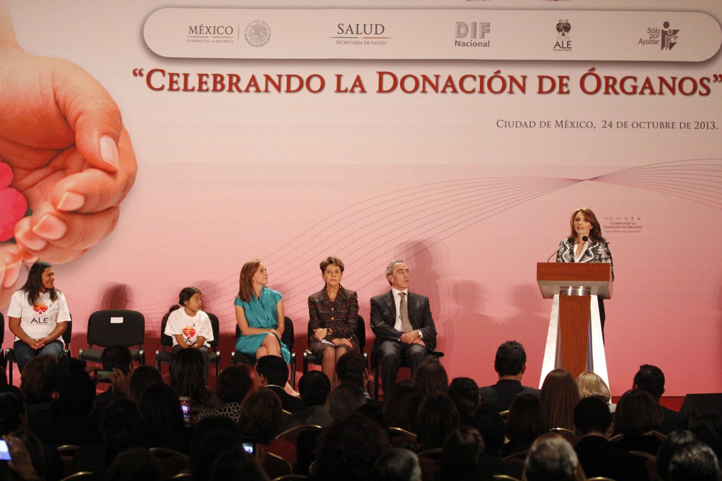 La Presidenta del DIF Yucatán, participó en el foro nacional  sobre cultura de donación de órganos 