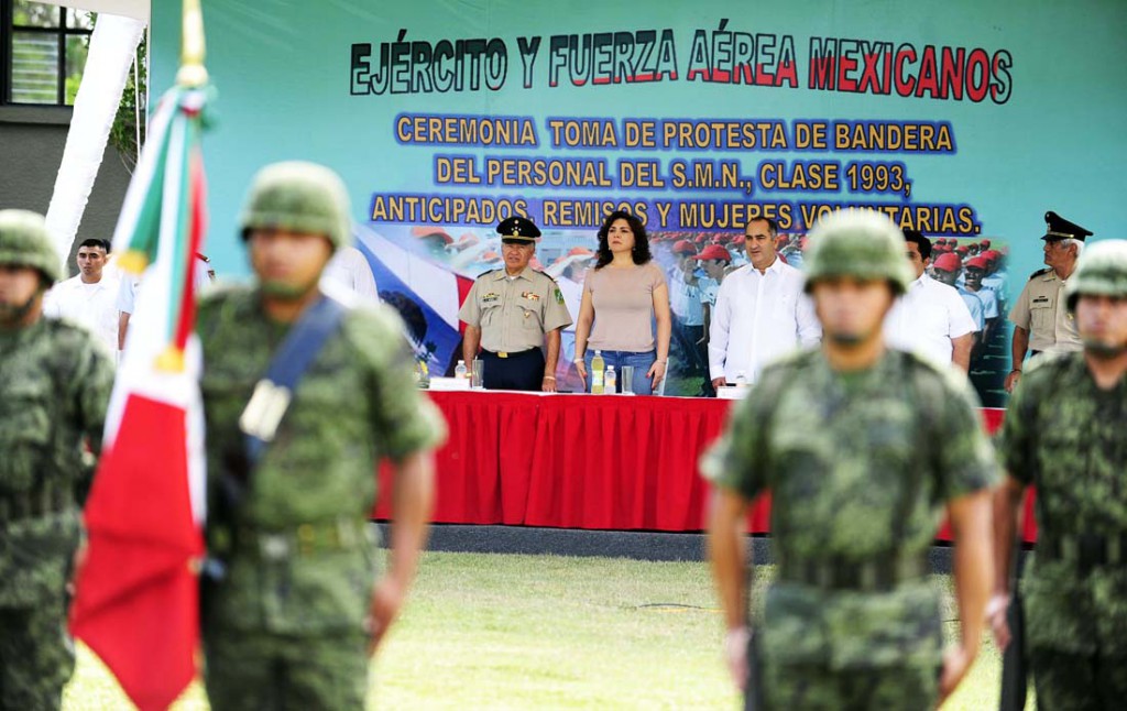 Rinden protesta más de 2 mil soldados del Servicio Militar Nacional