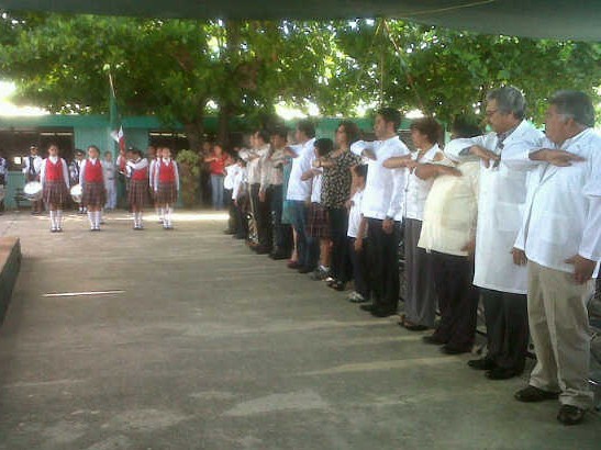 Pequeños reciben educación sobre higiene bucal.\r\n