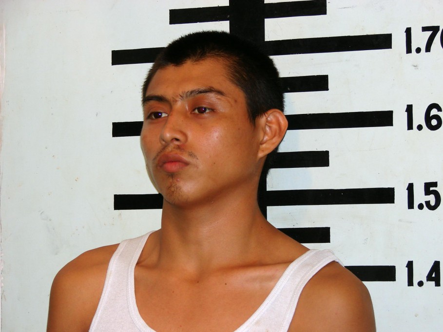 La FGE y la INTERPOL capturan en Oxcutzcab  a sujeto buscado por la policía de  Estados Unidos
