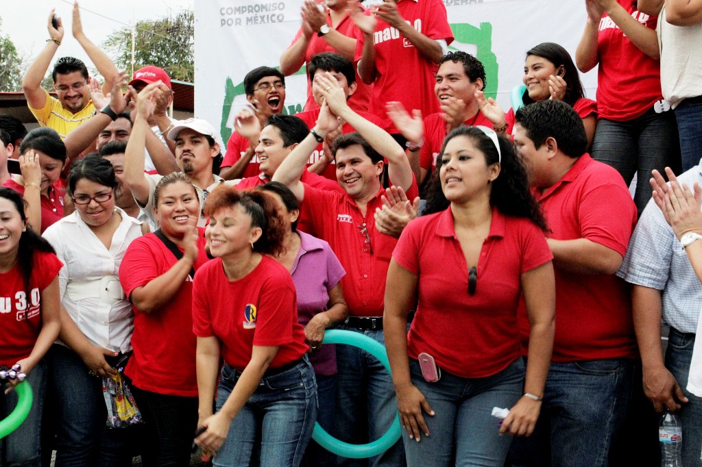 "Impulsamos una campaña de ideas" Mauricio Sahuí Rivero.