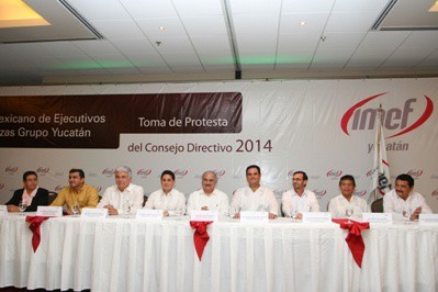 Atestigua SEFOE el cambio de directiva del IMEF Yucatán