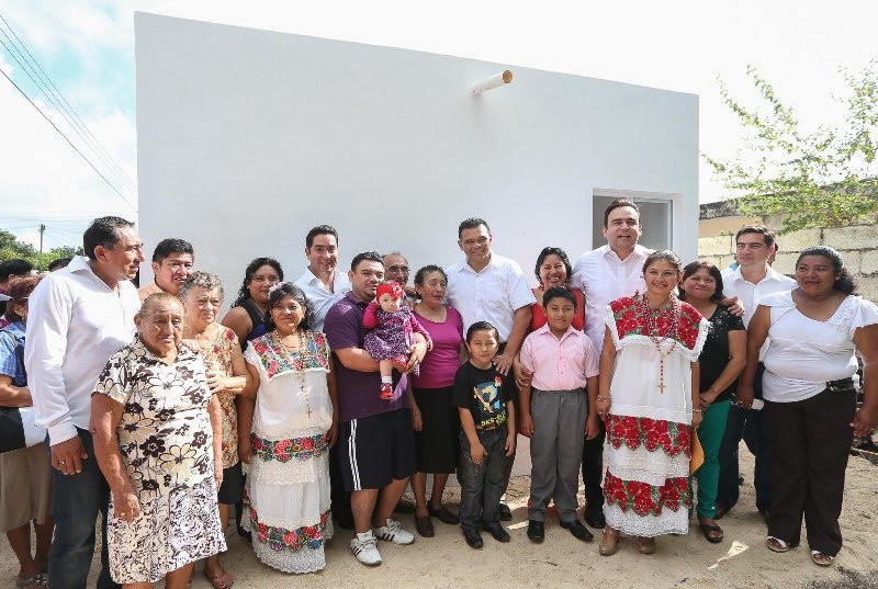 Cuartos adicionales y baños ecológicos para familias de Mérida