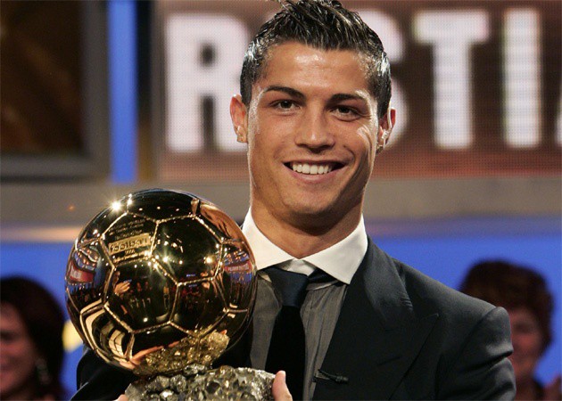 Cristiano Ronaldo obtiene  de la FIFA Balón de Oro 2013