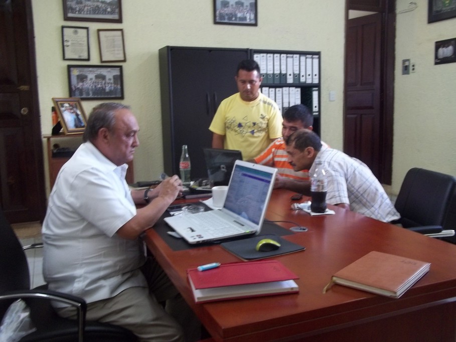 Visita de ingenieros militares de la X Región Militar