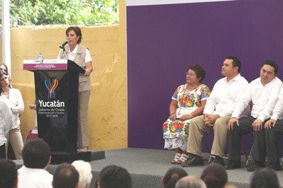 Rosario Robles realizó su primera gira de trabajo en Yucatán