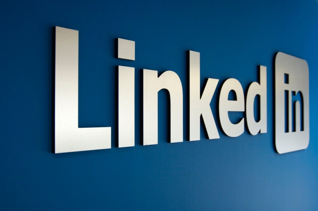 LinkedIn la red social del trabajo copia a Facebook