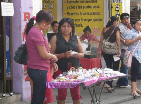 Casonas que alojarán ambulantes tendrán guarderías