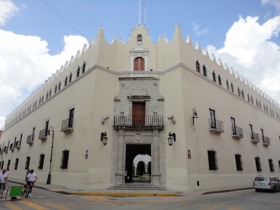 Por año las bibliotecas de la UADY reciben 1,700,000 usuarios