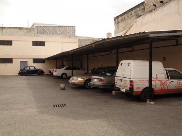 En 2013 el Ayuntamiento de Mérida cerró 6 estacionamientos 