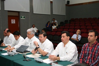 Instalan consejo consultivo para el Desarrollo Económico de Yucatán