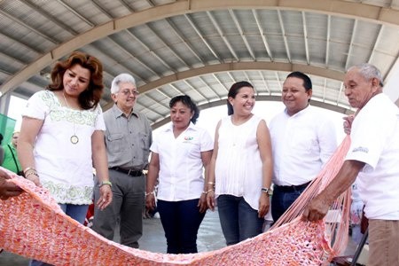 Promueven actitudes responsables en las familias yucatecas