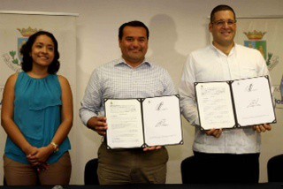  La Unid y el Ayuntamiento de Mérida firman un convenio