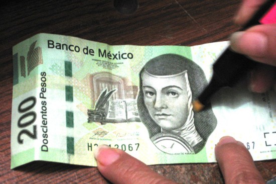 Descubren en Yucatán billetes falsos que no se detectan aun con el plumón especial