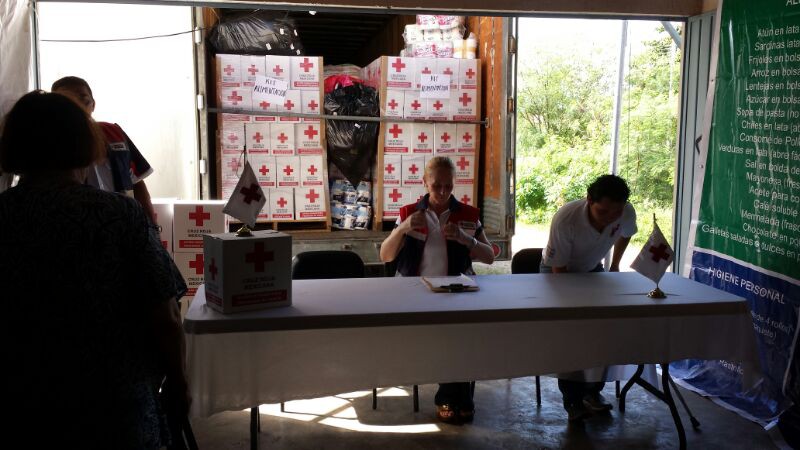 Cruz Roja envía 15 toneladas más de víveres,  para la gente del Estado de Guerrero