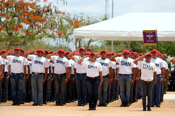 $319 es el costo para reponer una cartilla militar