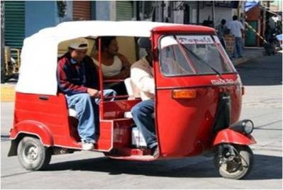 Sin permiso, pero tolerados: Mototaxis en Mérida