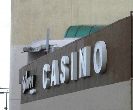 El SAT no está cerrando casinos asegura su titular