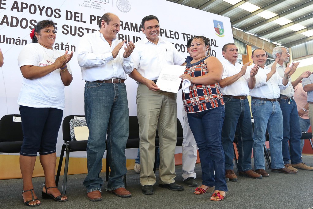 Unidad y trabajo, elementales para asegurar el bienestar de Yucatán: RZB