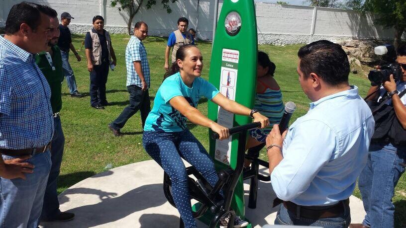 Inauguración de gimnasio en el Parque Hundido