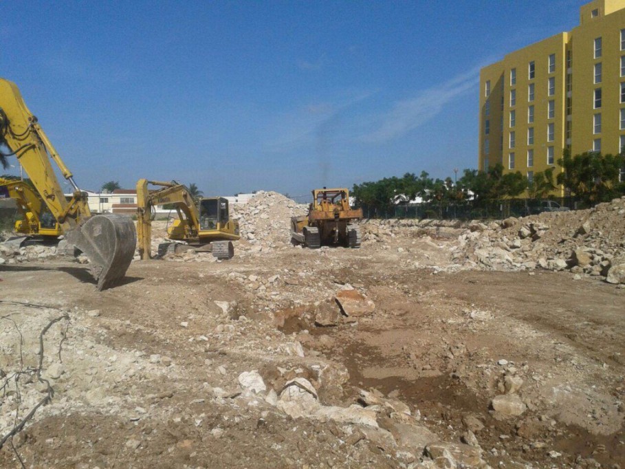 Inicia construcción de torre de comercio y negocios en Mérida