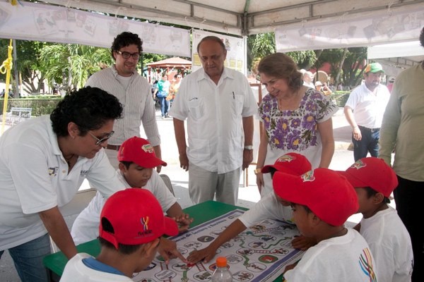 Realizan la Feria del Bienestar Familiar en Espita