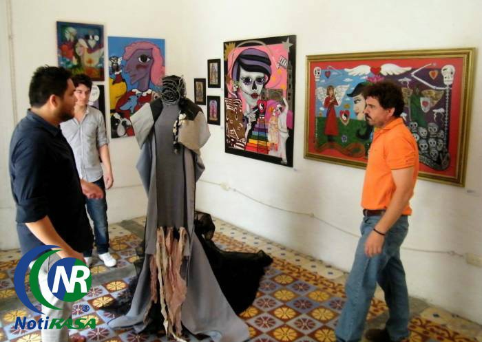 Inauguran una  exposición de arte juvenil